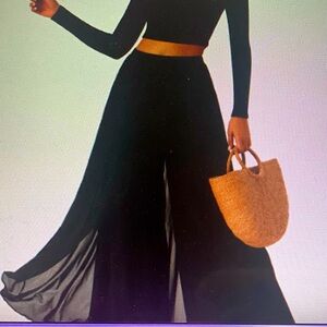 Beautifully Feminine Black HALARA High Waisted Palazzo Resort Pants Medium NWT